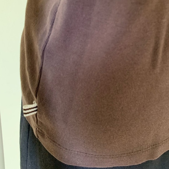 Jones New York Signature 100% cotton tops lot of 2 crew neck brown & creamy tan - Picture 9 of 16